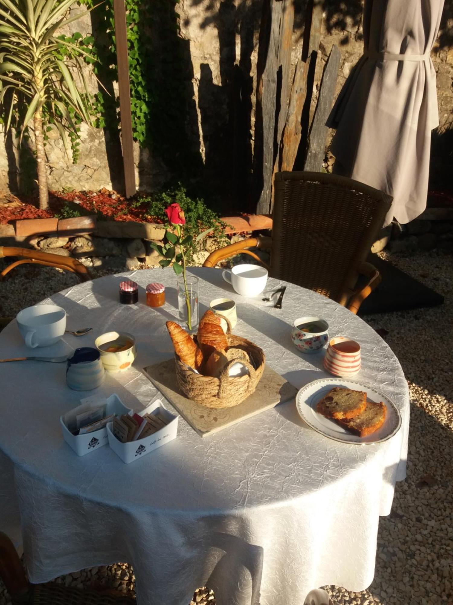 Bed and Breakfast Mas Elena Generargues Exteriér fotografie